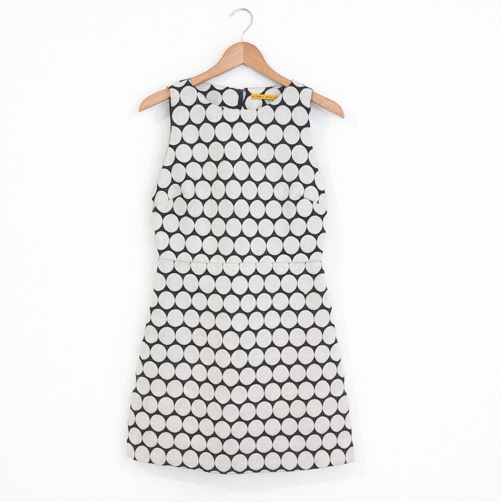 Alice + Olivia Black and White Dot Print A-line Dress size 8